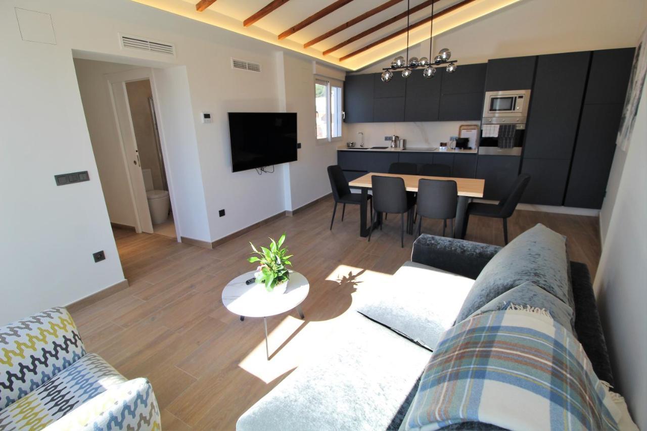 Atico Loft De Lujo Con Terraza Espectacular Y Vista A Los 2 Castillos Apartman Alicante Kültér fotó