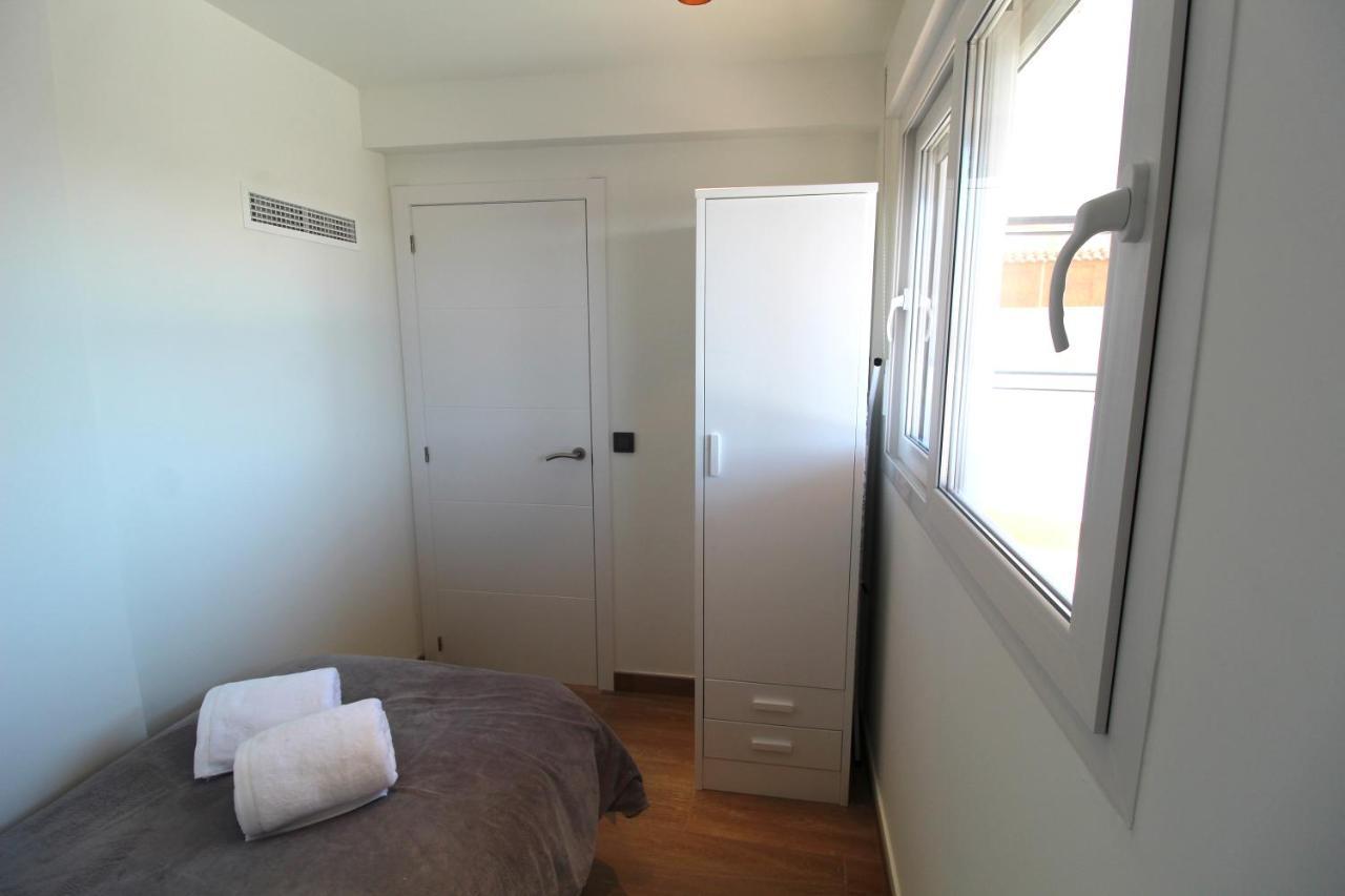 Atico Loft De Lujo Con Terraza Espectacular Y Vista A Los 2 Castillos Apartman Alicante Kültér fotó